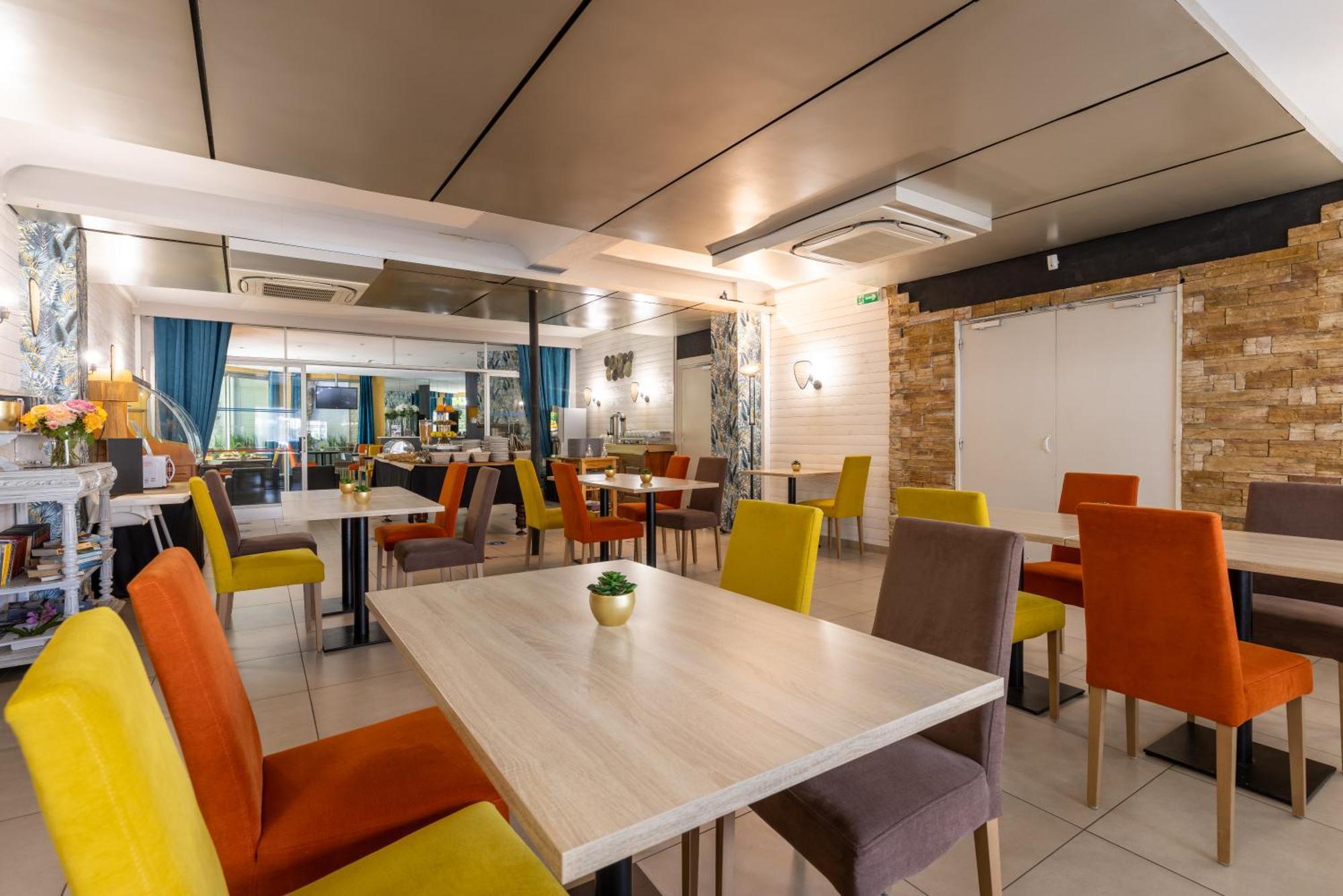 The Originals City, Hotel De Bordeaux, Bergerac Esterno foto