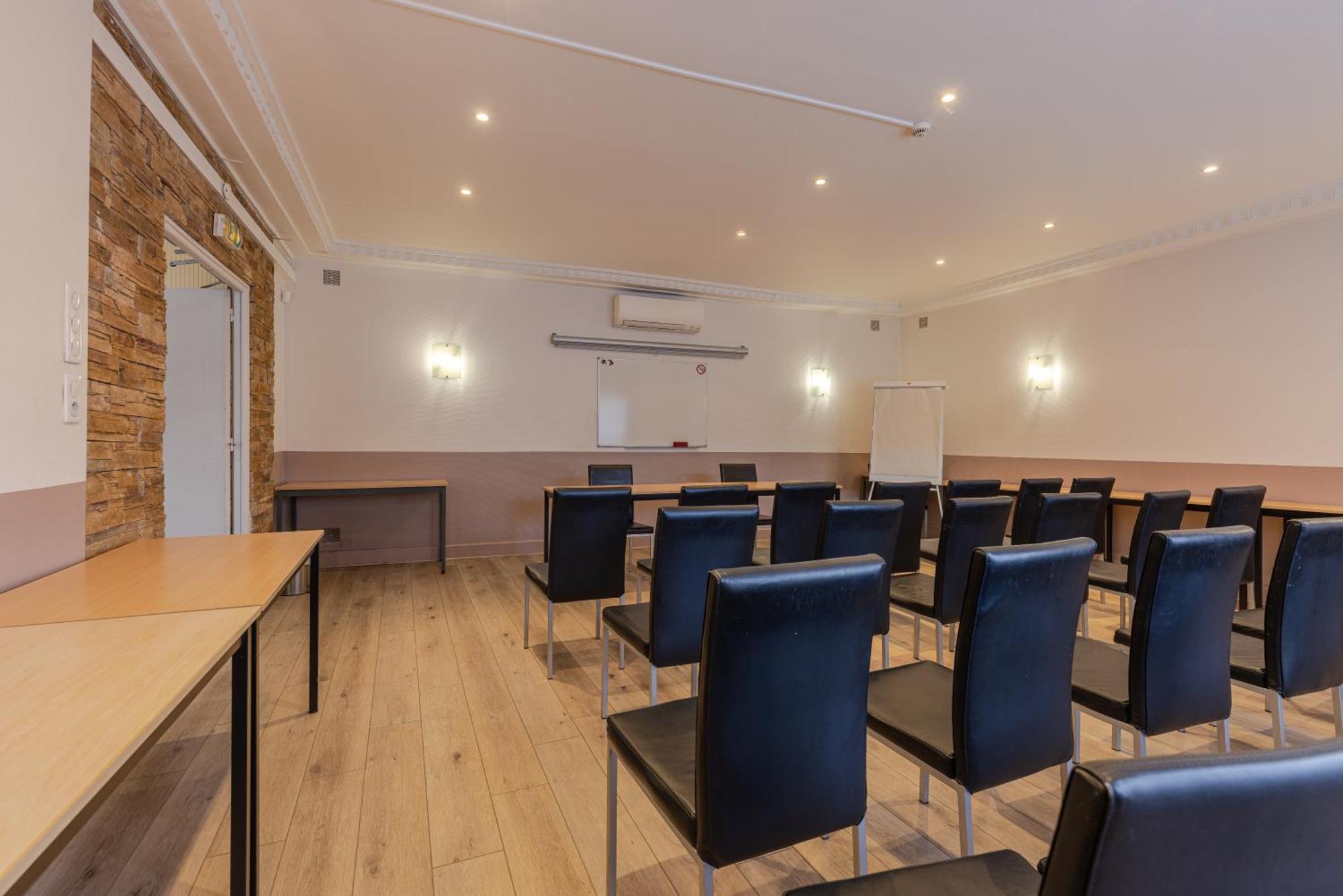 The Originals City, Hotel De Bordeaux, Bergerac Esterno foto