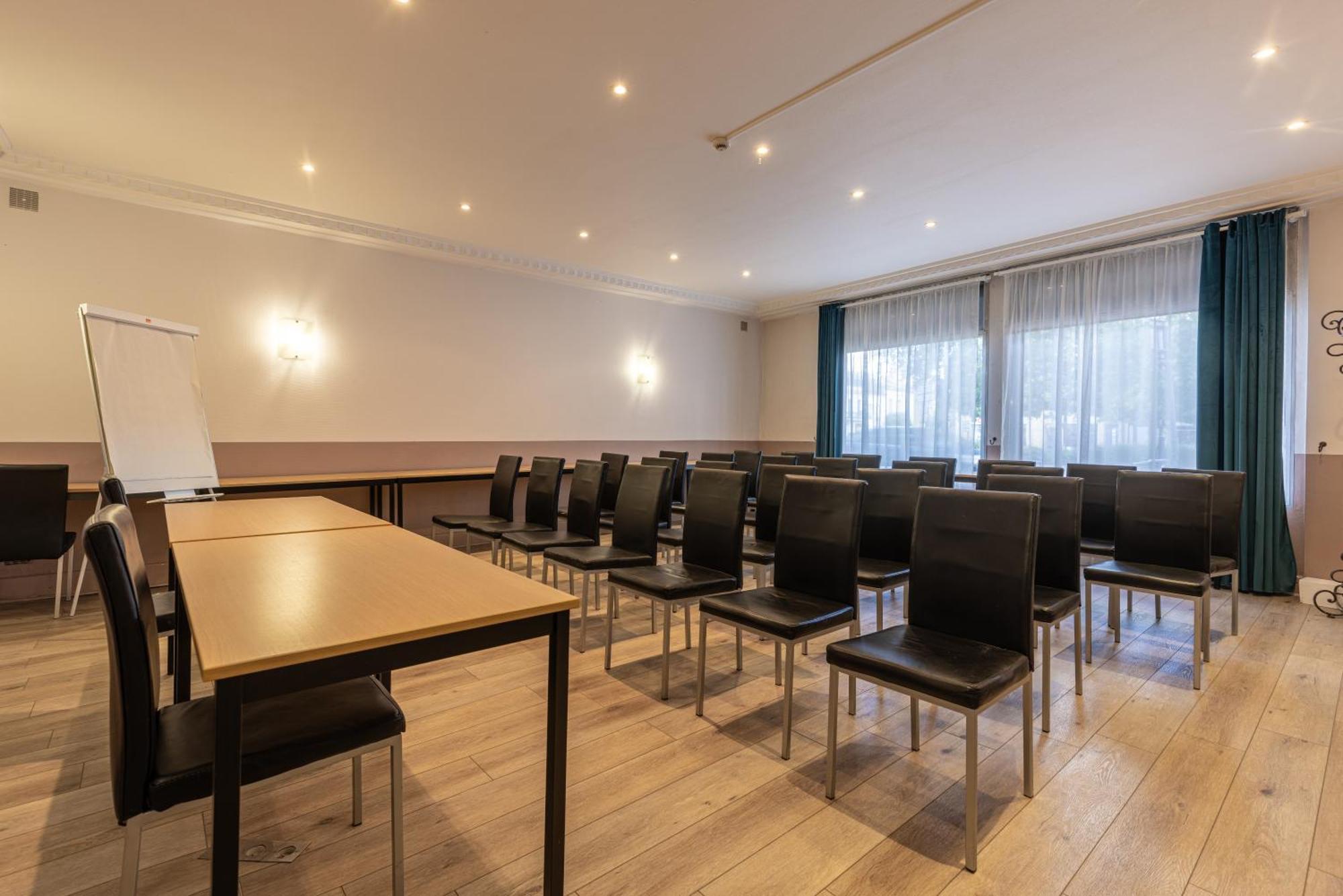 The Originals City, Hotel De Bordeaux, Bergerac Esterno foto