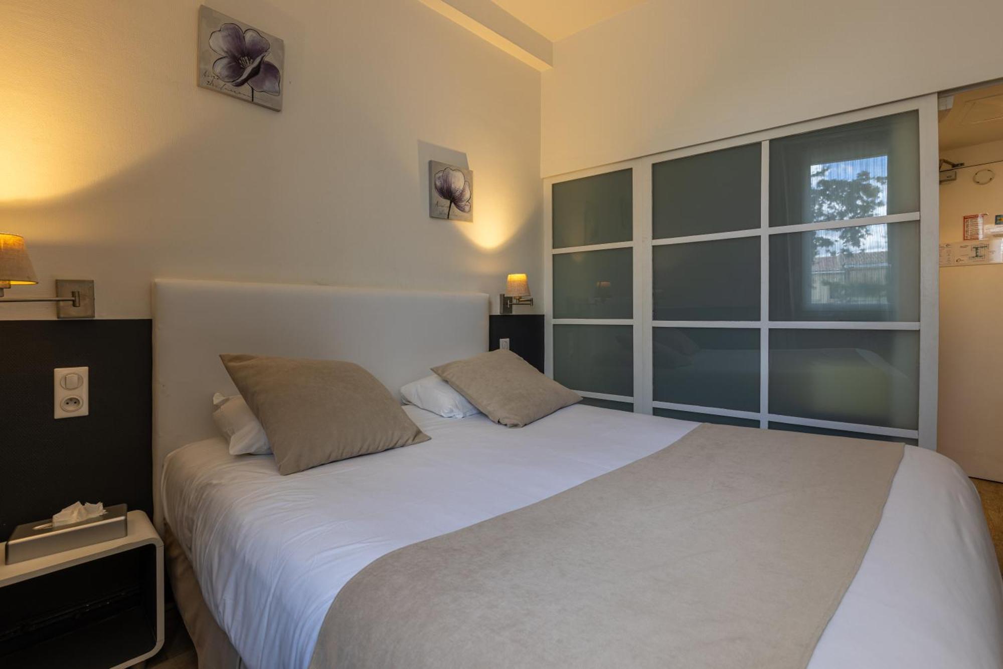 The Originals City, Hotel De Bordeaux, Bergerac Esterno foto